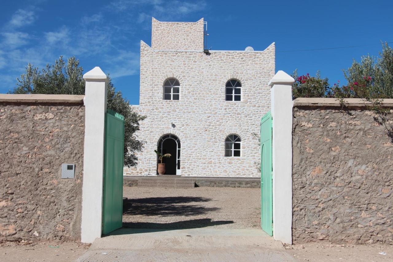 Les Jardins Fleuris Bed and Breakfast Εσαουίρα Εξωτερικό φωτογραφία
