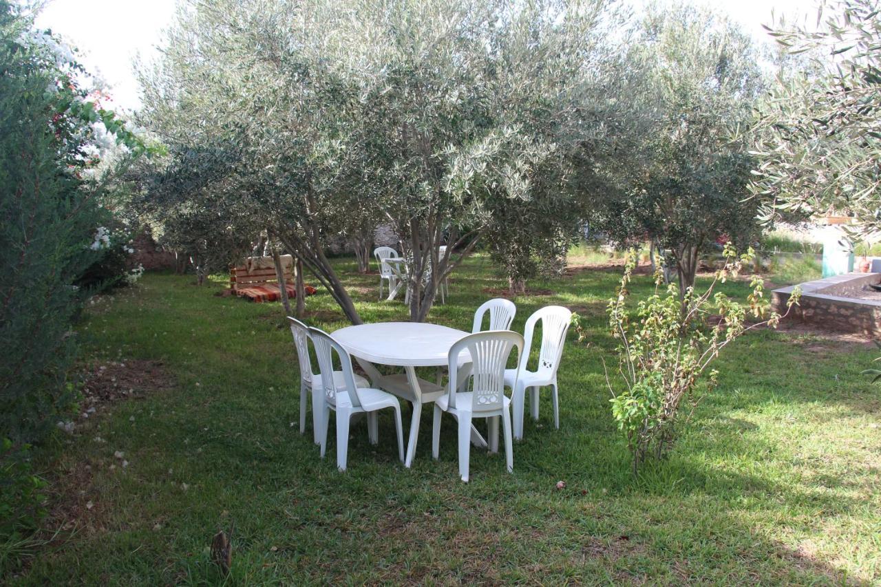 Les Jardins Fleuris Bed and Breakfast Εσαουίρα Εξωτερικό φωτογραφία