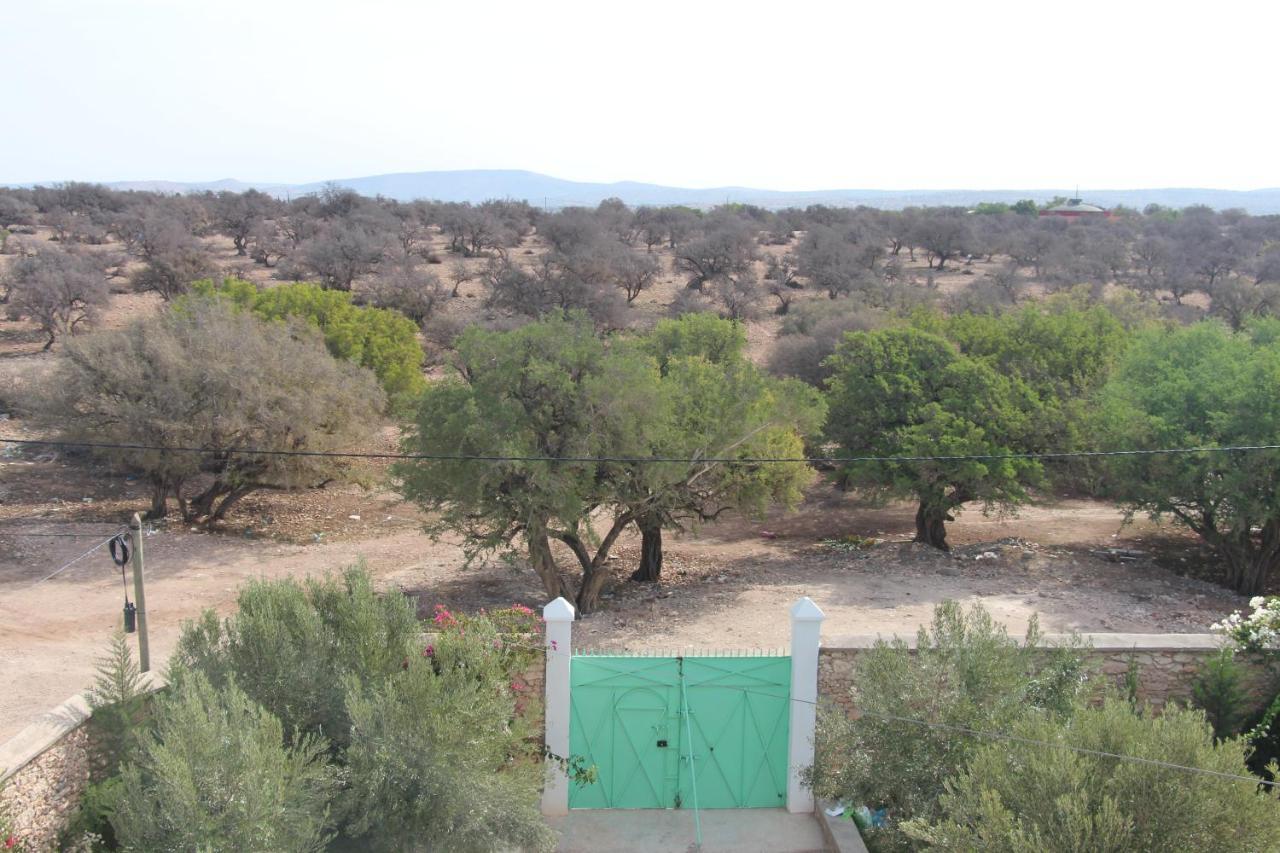 Les Jardins Fleuris Bed and Breakfast Εσαουίρα Εξωτερικό φωτογραφία